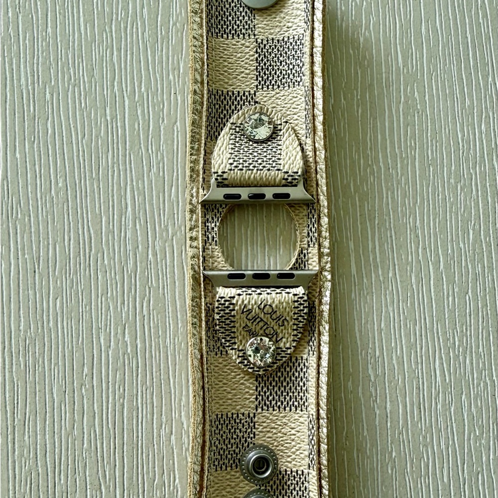 Spark*L Cuff L*V Monogram Beige and Black Watch Strap Size 1